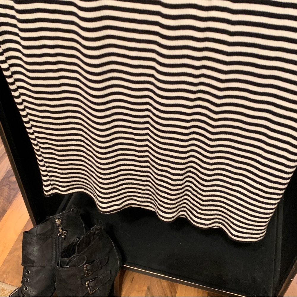 *NWT* GAP Striped Maxi/Midi Dress - Picture 6 of 12